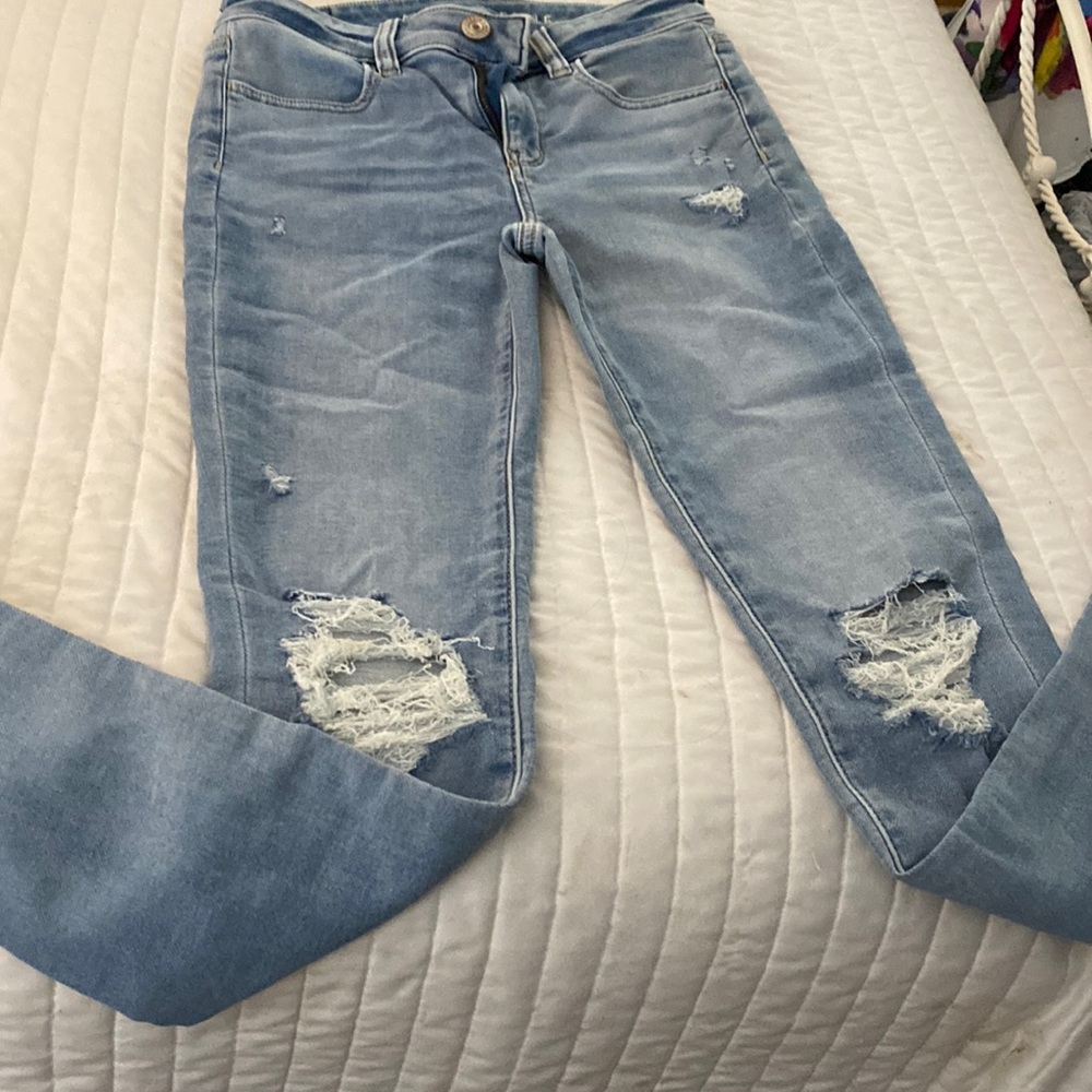 American Eagle jeans .